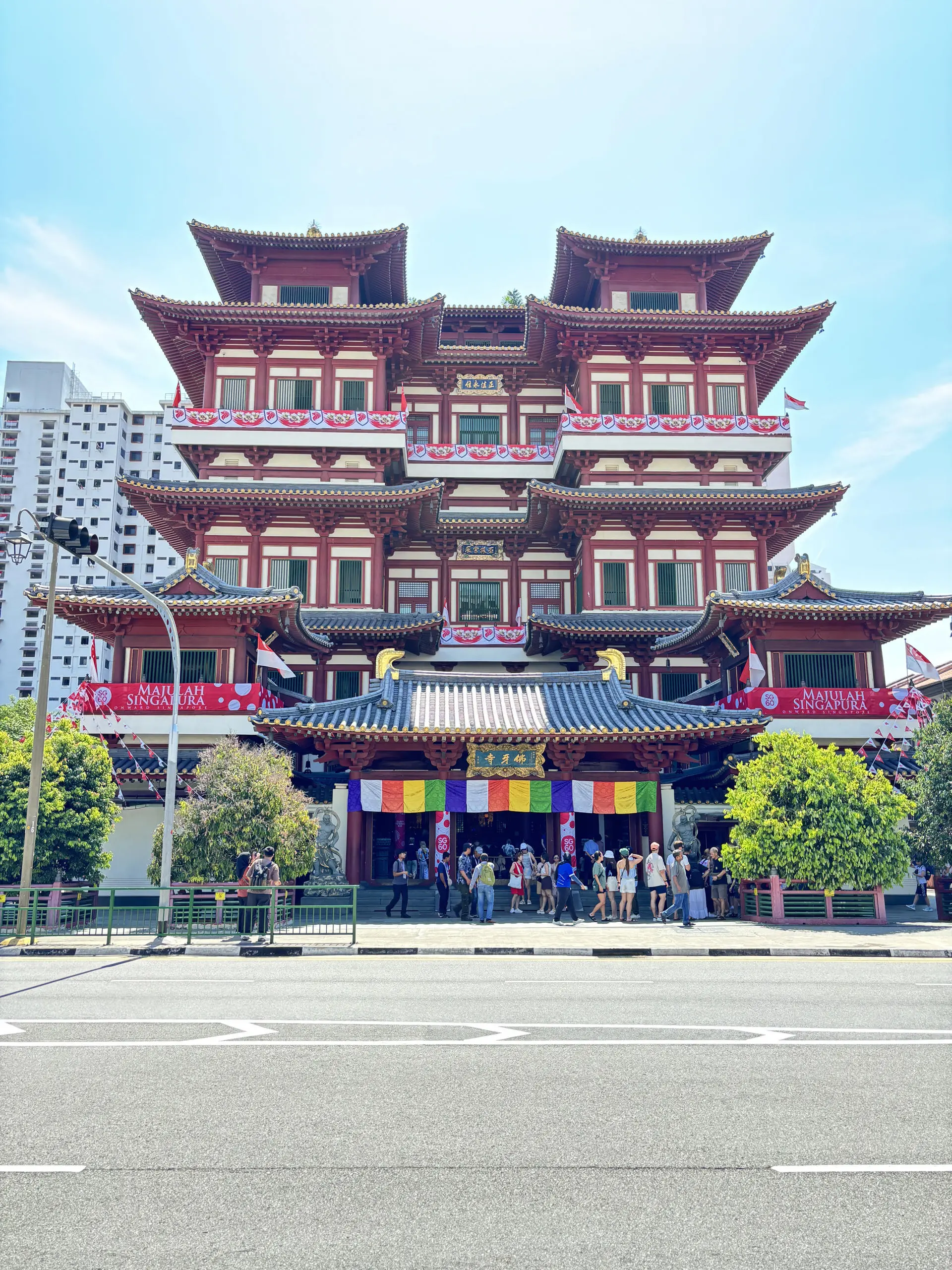 Buddha Tooth Relic Temple